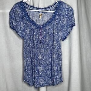 Faded Glory Women's Short Sleeve Blue Mandala Shirt S